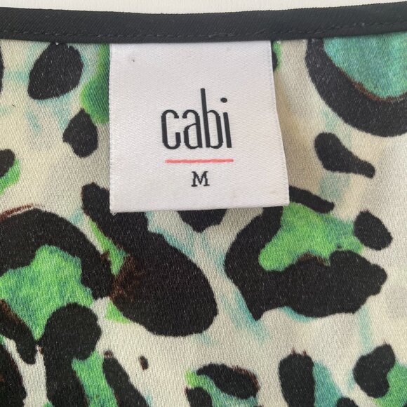 Cabi ‎ Green Jungle Print Cheetah Top, Sleeveless Size M, 3260 - Picture 4 of 7